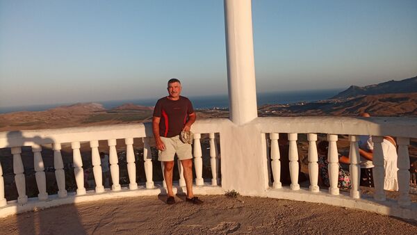 ,   Sergey, 59 ,   c 
