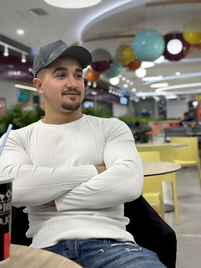  Novy,   Imad, 25 ,   ,   