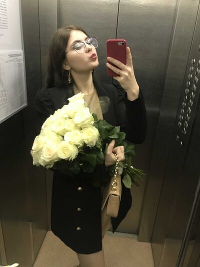  ,   Veronika, 23 ,   ,   