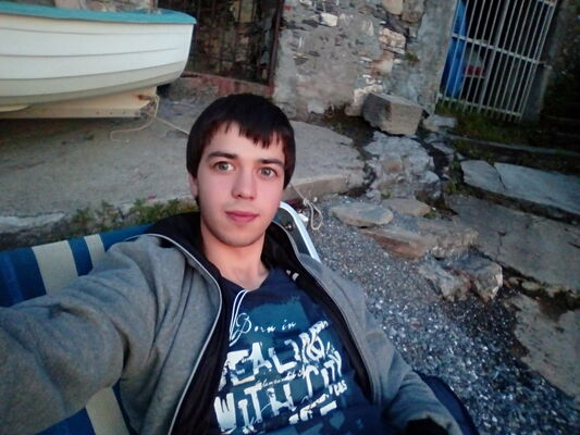  ,   Alex, 30 ,   