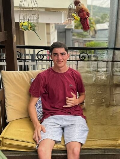  ,   Davi, 19 ,   ,   
