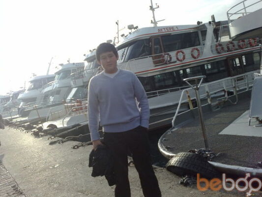  ,   Nurik, 32 ,     , c 