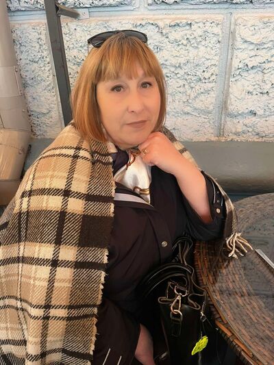  ,   Elizabeth, 52 ,   c 