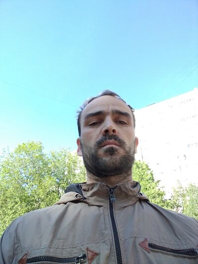  -,   Jones, 43 ,   ,   , c 