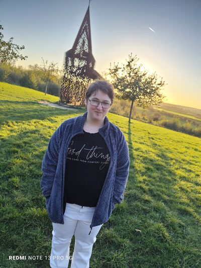  Sint-Truiden,   , 27 ,   c , 