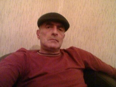  7333380  Artur, 60 ,    