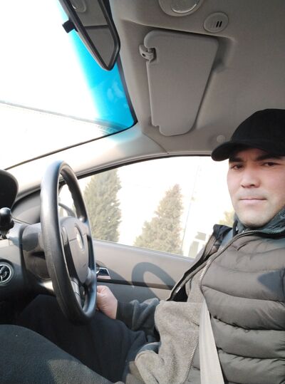  ,   Nosirjon, 37 ,   ,   