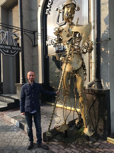  ,   Erkan, 42 ,   ,   
