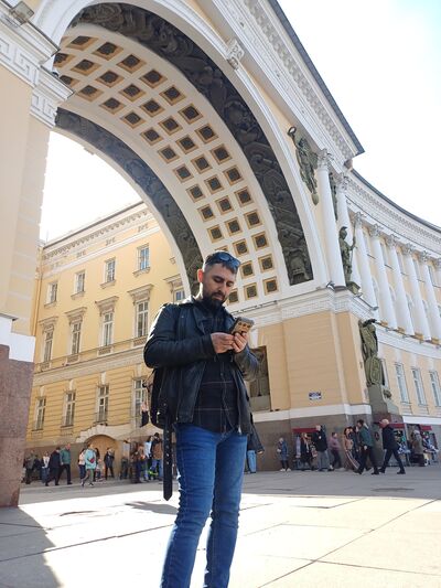  ,   Denis, 33 ,   ,   
