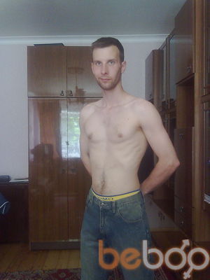  1886020  Santa, 37 ,    