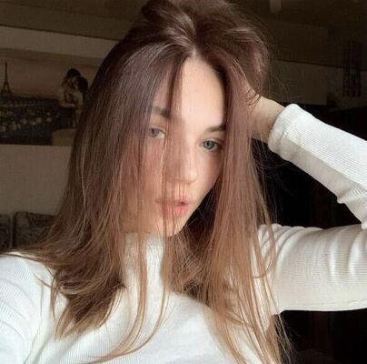 ,   Elena, 27 ,   ,   