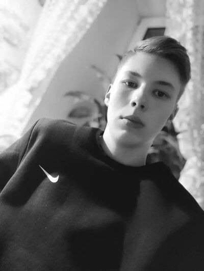  ,   Vasiliy, 21 ,   ,   