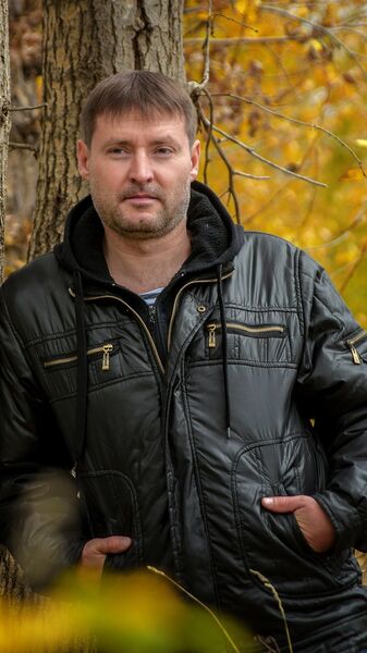  ,   Denis, 48 ,  