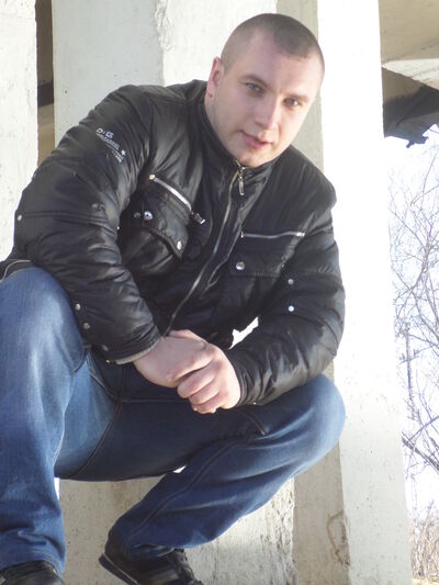  ,   Alex, 39 ,   
