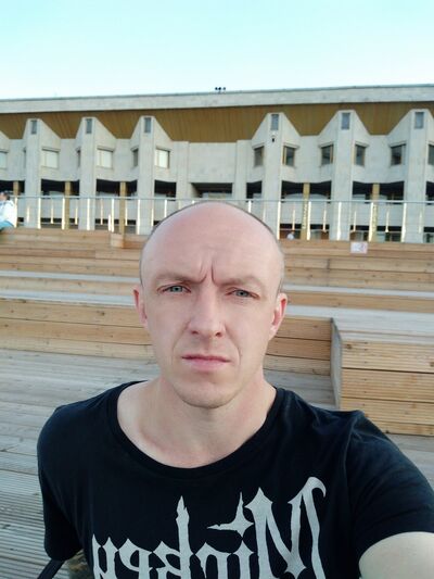  ,   Romantic, 40 ,   ,   , c 