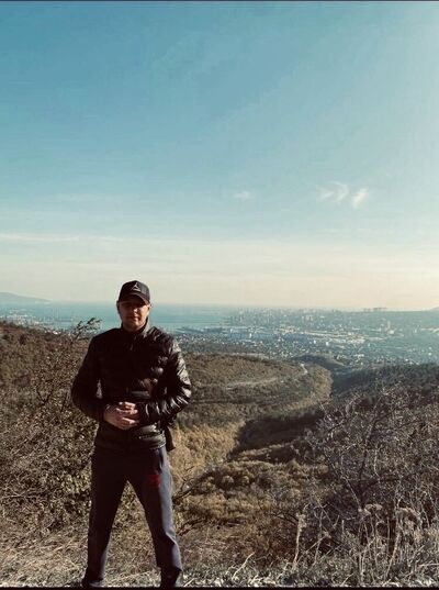  ,   Vladimir, 33 ,   ,   