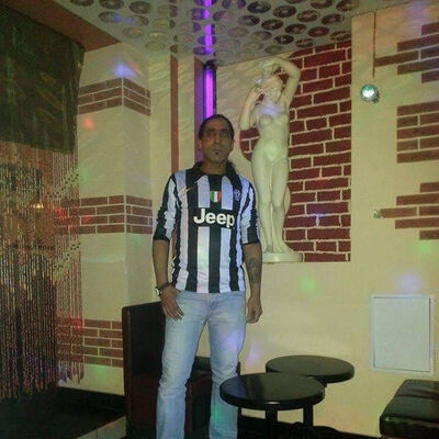  -,   Zack, 43 ,   ,   