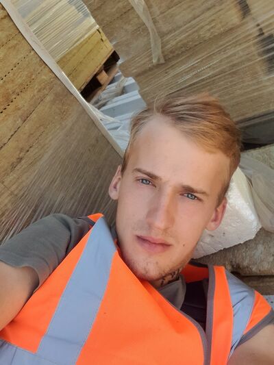  ,   Kolya, 25 ,   ,   