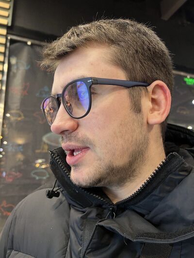  ,   Ilya, 25 ,   ,   