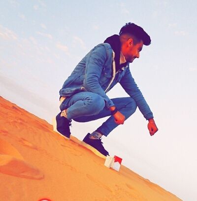  ,   Mouaad, 32 ,   ,   