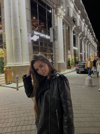  ,   Polina, 20 ,   ,   