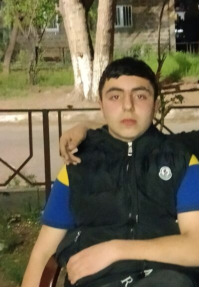  ,   Ashot, 20 ,   ,   