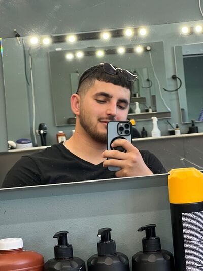  Warszawa,   Iskandar, 26 ,   ,   