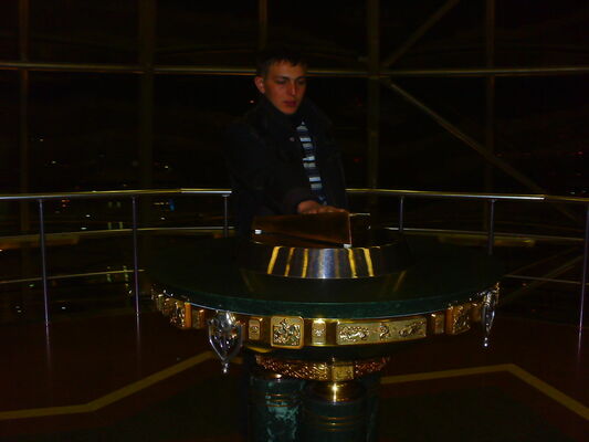  ,   Oleg, 35 ,   