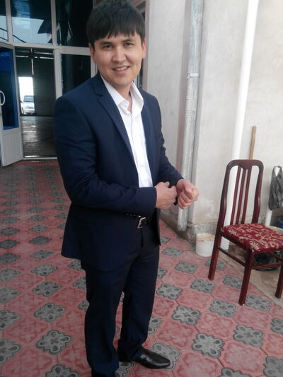  ,   Bexruz, 35 ,   