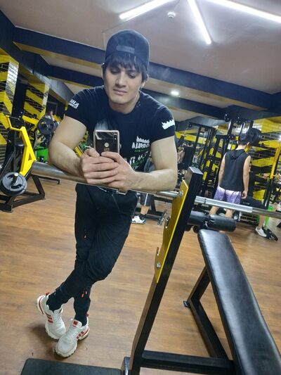  ,   Humoyun, 28 ,   ,   , c 