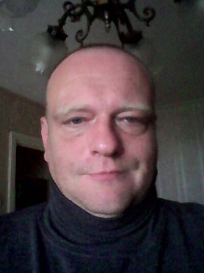  ,   Maks, 52 ,   ,   , c 