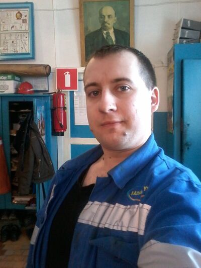  ,   Sergei, 37 ,   ,   , c , 