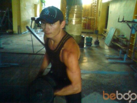  ,   Leon, 35 ,     , c 