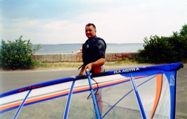  ,   Viktor, 60 ,   ,   , c 