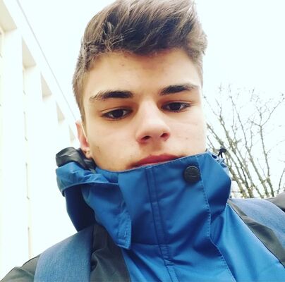  ,   Ivan, 22 ,     , c 