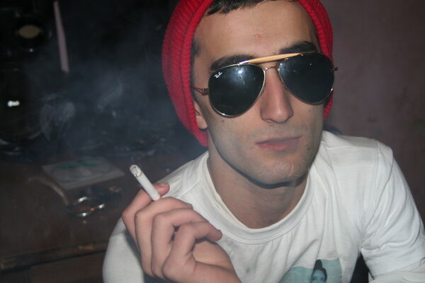  ,   Zaza, 31 ,   
