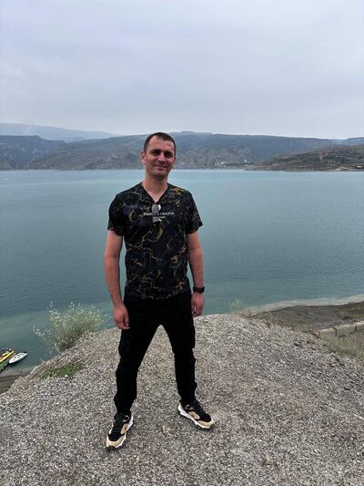  ,   Alex, 37 ,   ,   , c 