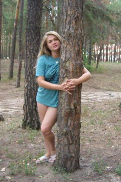  ,   Mary, 40 ,   ,   