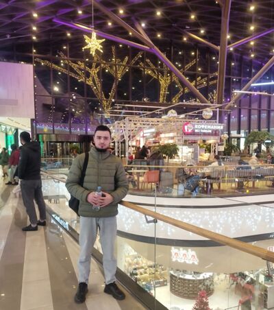  ,   Ali, 27 ,   ,   