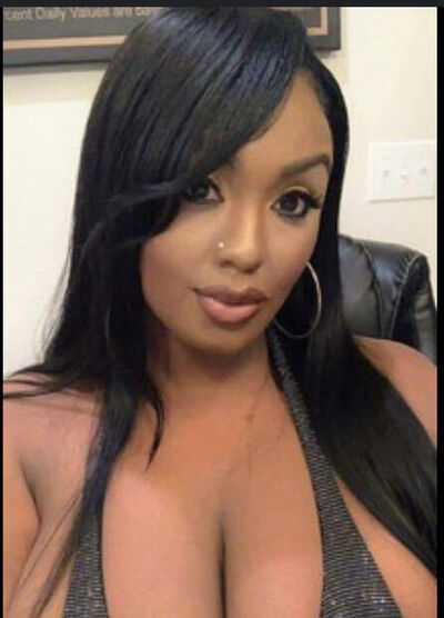  ,   Doris, 32 ,   ,   