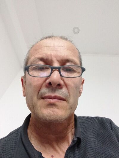  's-Gravendeel,   , 61 ,   ,   