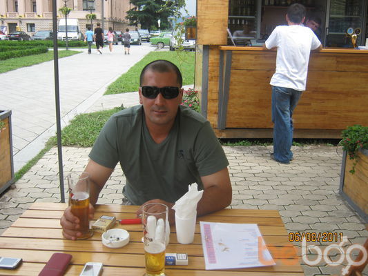  ,   Reziko, 45 ,  
