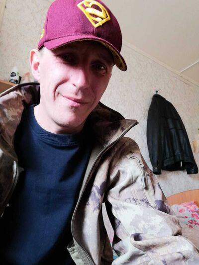  ,   Dmitry, 39 ,   c 