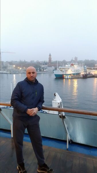  ,   Kostia, 41 ,   ,   , c 