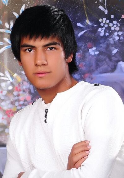  ,   Alibek, 33 ,   