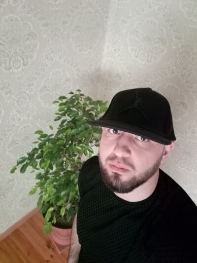  ,   Amir, 33 ,   ,   , c , 