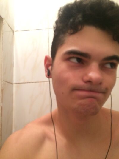 --,   , 24 ,   