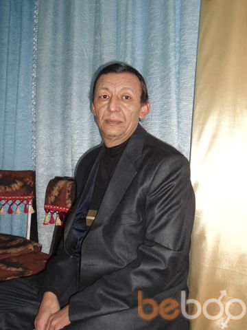  -,   Ali, 63 ,   