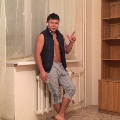  ,   Sultan, 31 ,  