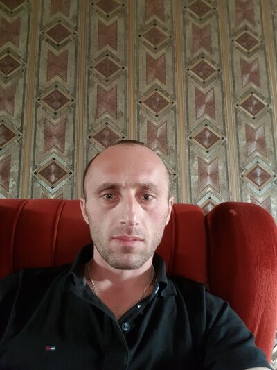  ,   Davit, 41 ,   ,   , c 